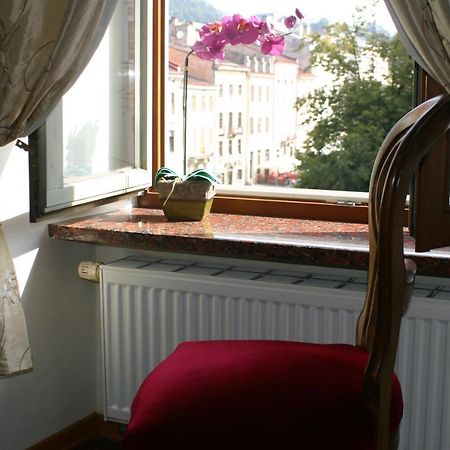 Apartment On Rynok Square 리비프 외부 사진