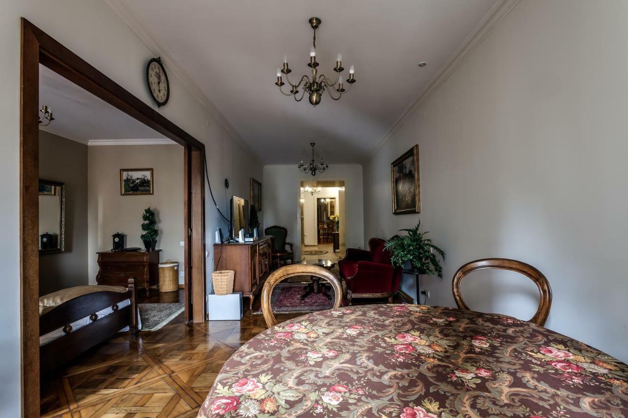 Apartment On Rynok Square 리비프 외부 사진